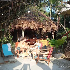 The Seaside And Bar Accommodatie bij particulieren Hội An