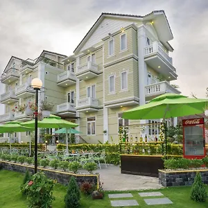 Golden Bell Backpacker Hotel&pool Bar Villa Hội An